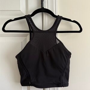 Lululemon cropped top